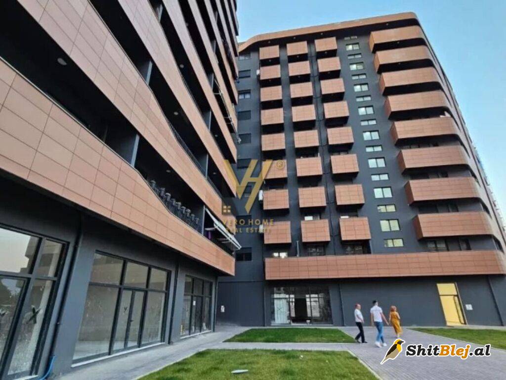 GARAZH 20 M2 TE UNAZA E RE 23.000 EURO