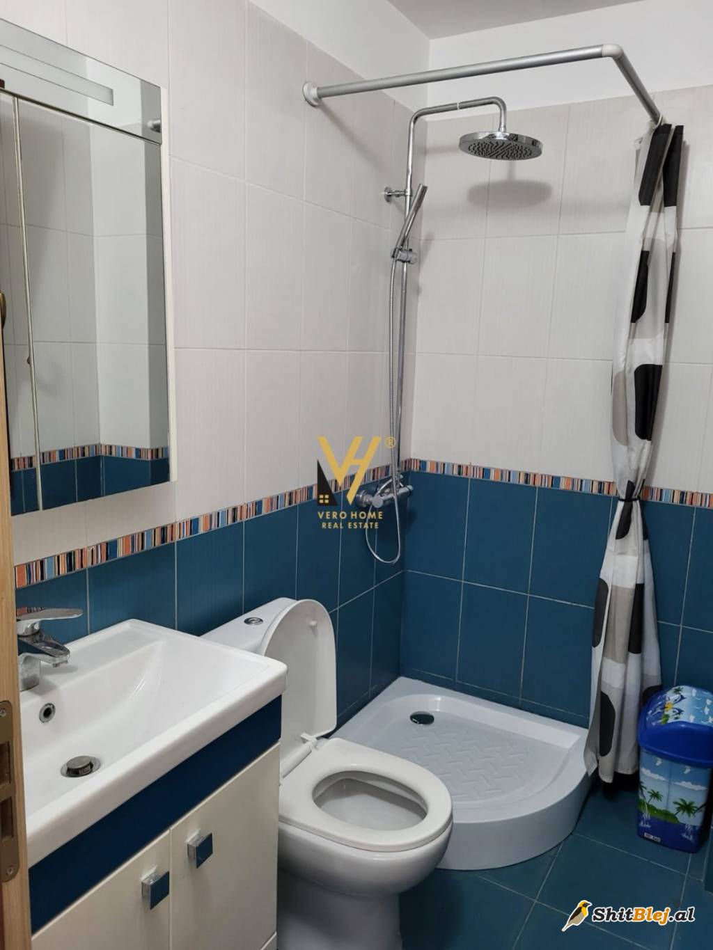 2+1+2 ME QERA TE KOPSHTI BOTANIK 650 EUR