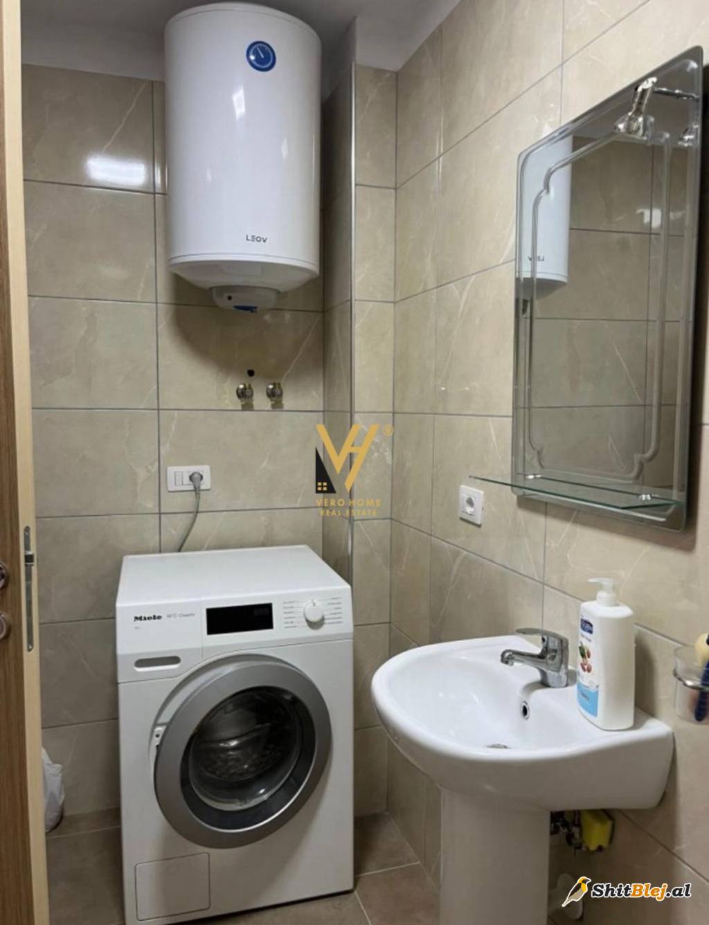 3+1+2+BLK ME QIRA TE 5 MAJI 750 EUR