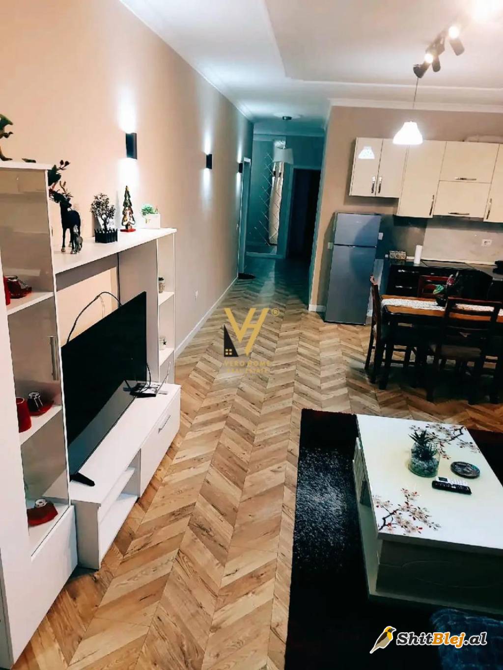 2+1+2 TE KOPSHTI BOTANIK 900 EURO