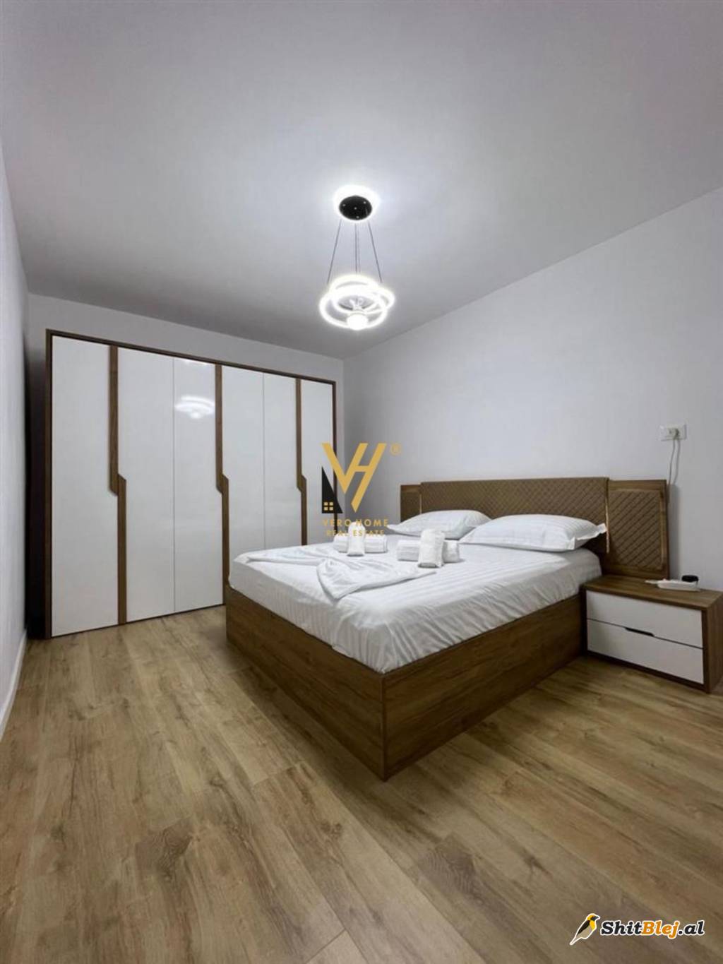  2+1 ME QERA TE RRUGA E KAVAJES 850 EURO