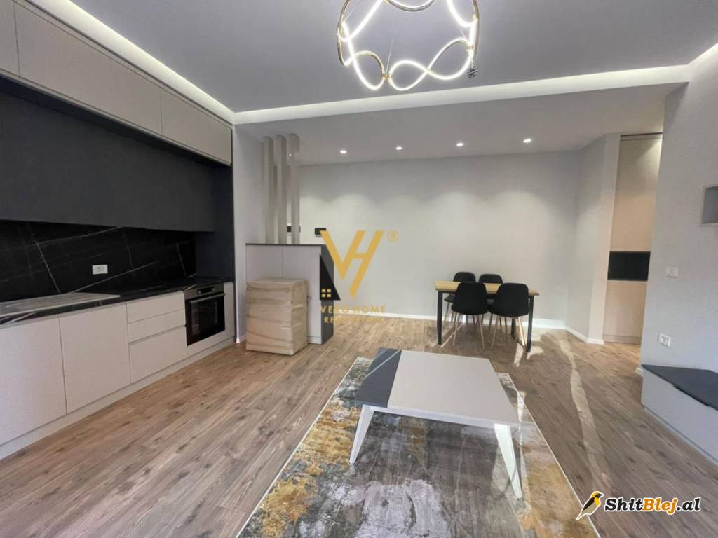 1+1 TE KOMPLEKSI DELIJORGJI 800 EURO