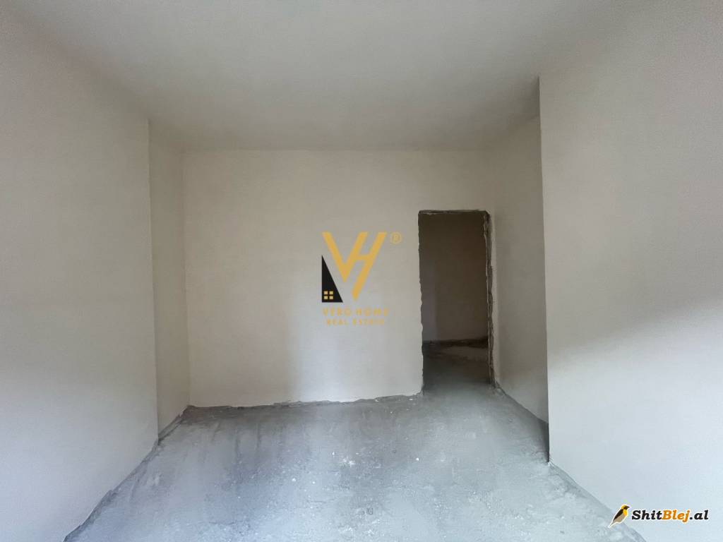  2+1+2 TE RRUGA E ELBASANIT 191.250 EURO