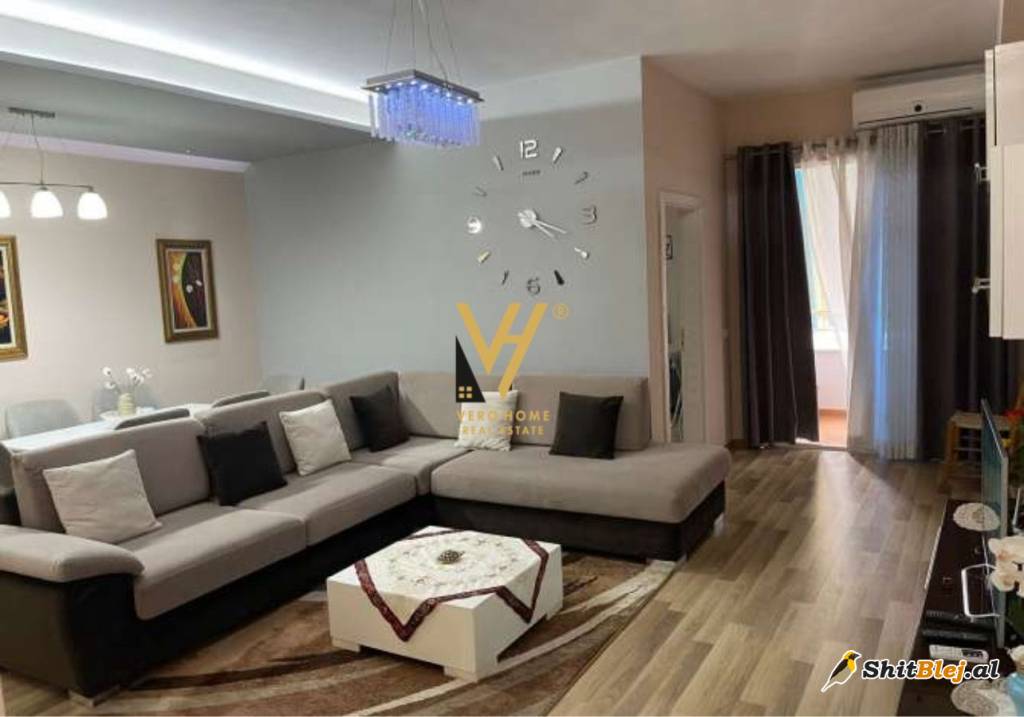 2+1TEK UNAZA E RE 500 EURO