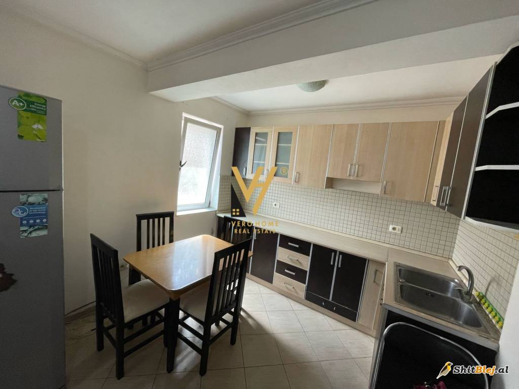 2+1+BLK ME QERA TE PAZARI I RI 600 EURO