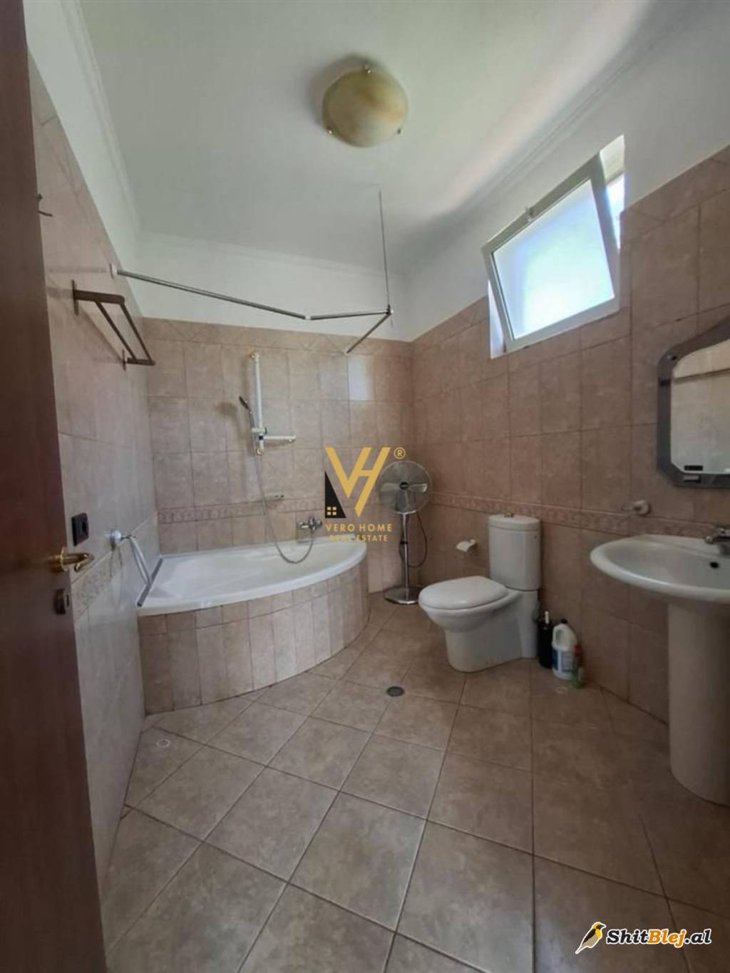 VILE TE RRUGA ELBASANIT 1.500 EURO