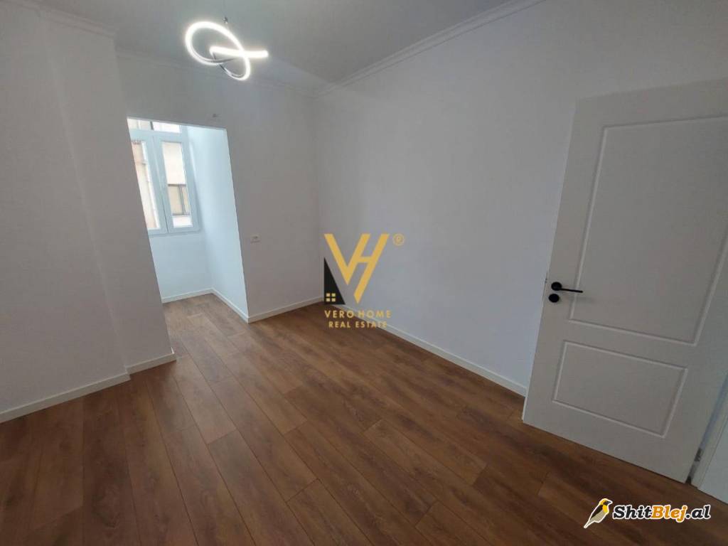2+1+2 TE RRUGA E DIBRES 185.000 EURO