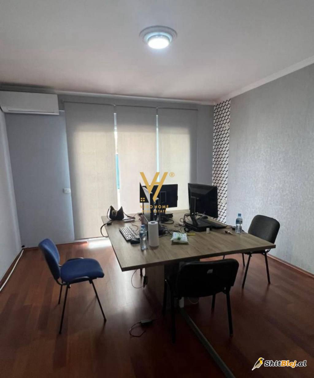  ZYRE 130 M2 ME QIRA TE 5 MAJI 950 EURO