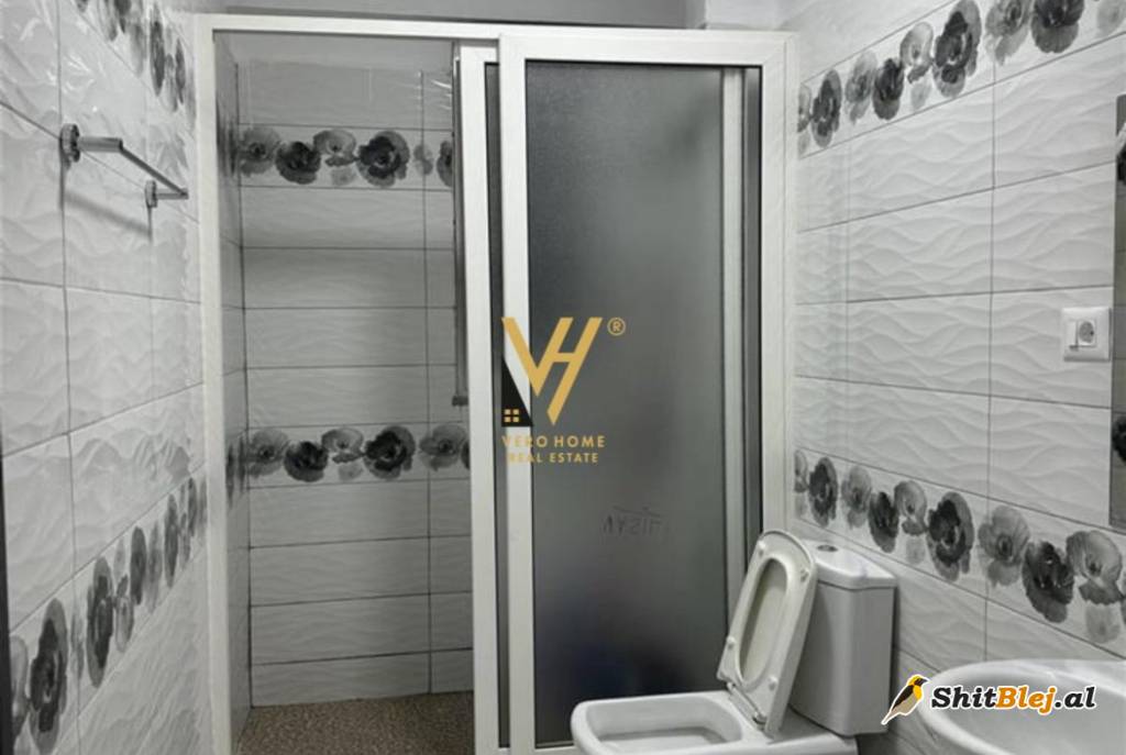 2+1 TE XHAMIA E TABAKVE 650 EURO
