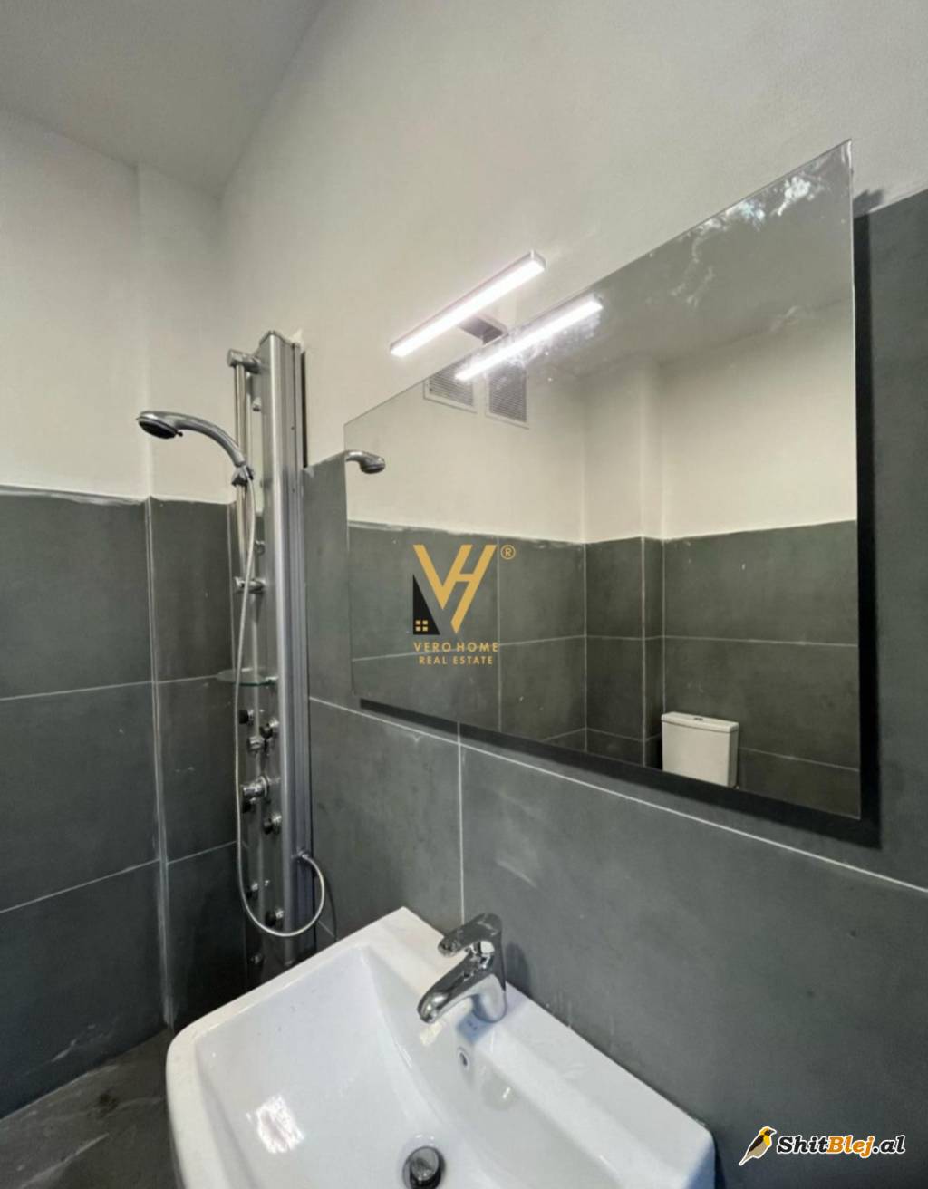 AMBIENT 300M2 ME QERA NE PASKUQAN 800 EU