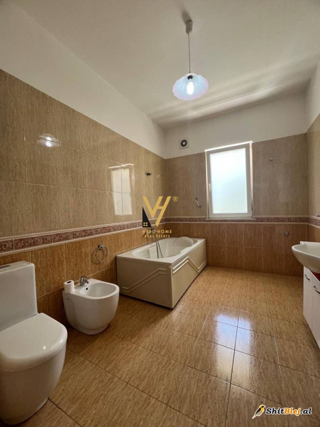 VILE 2 KATESHE NE SELITE 2.000 EURO