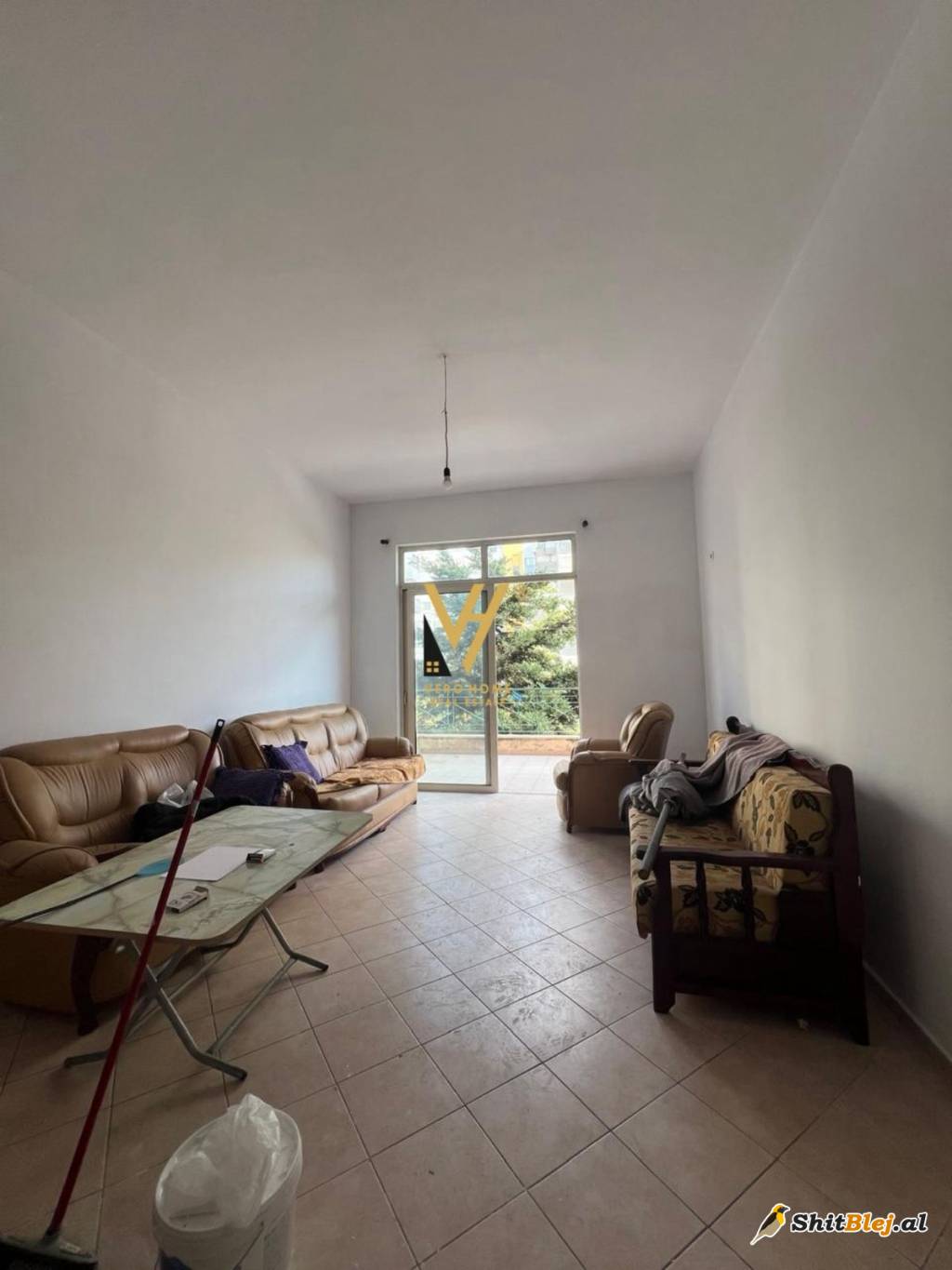  2+1+BLK NE YZBERISHT 160.000 EURO