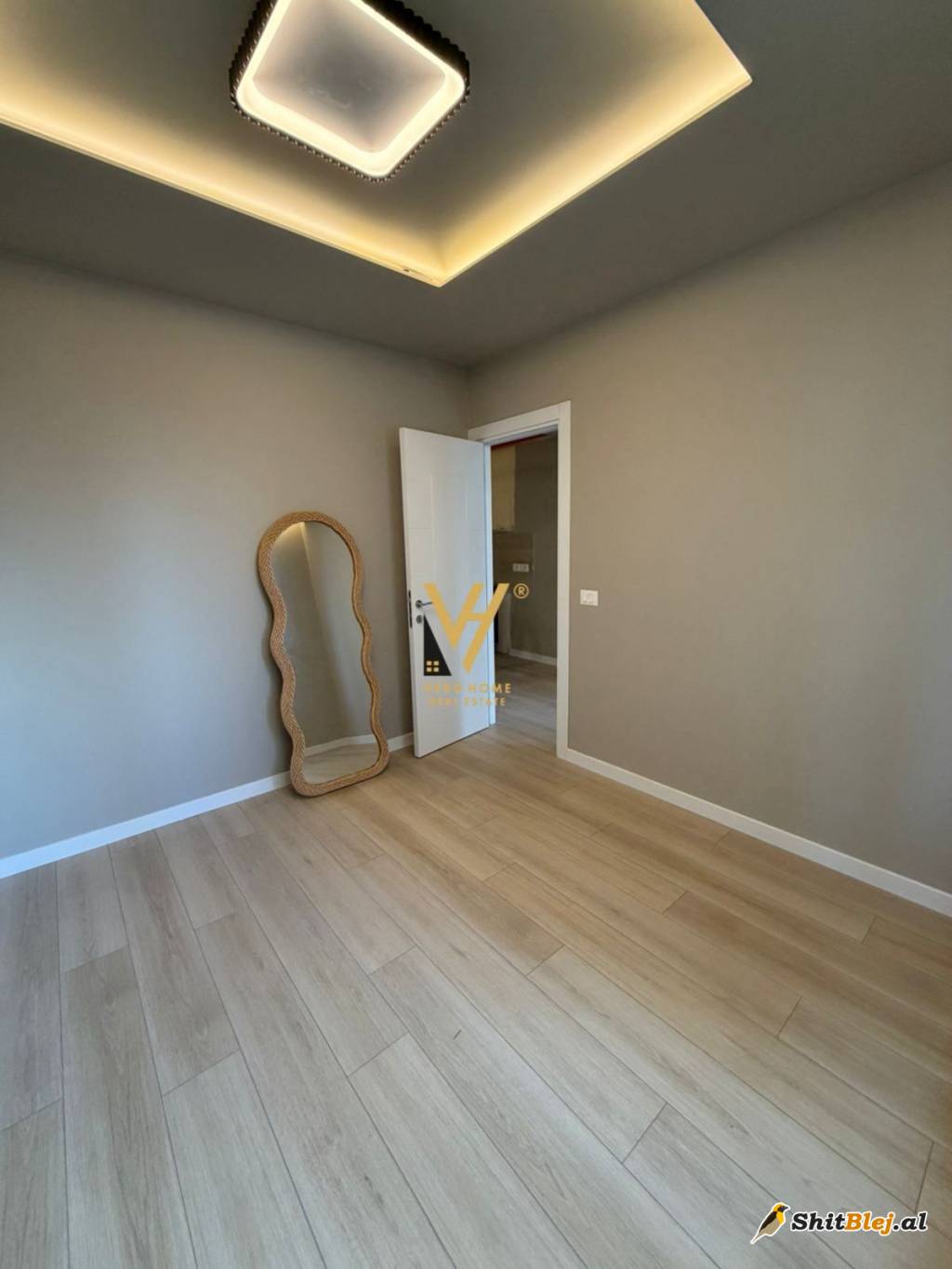  1+1 TE KOMUNA PARISIT 182.000 EURO