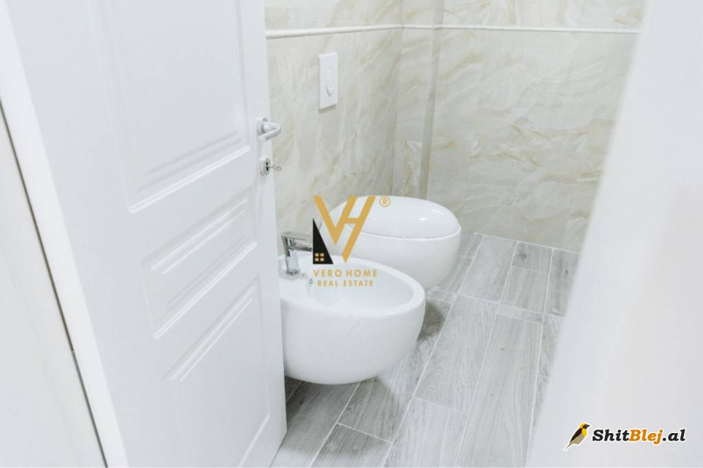 JEPET ZYRË 120 M2 ME QERA PALLATET AGIMI