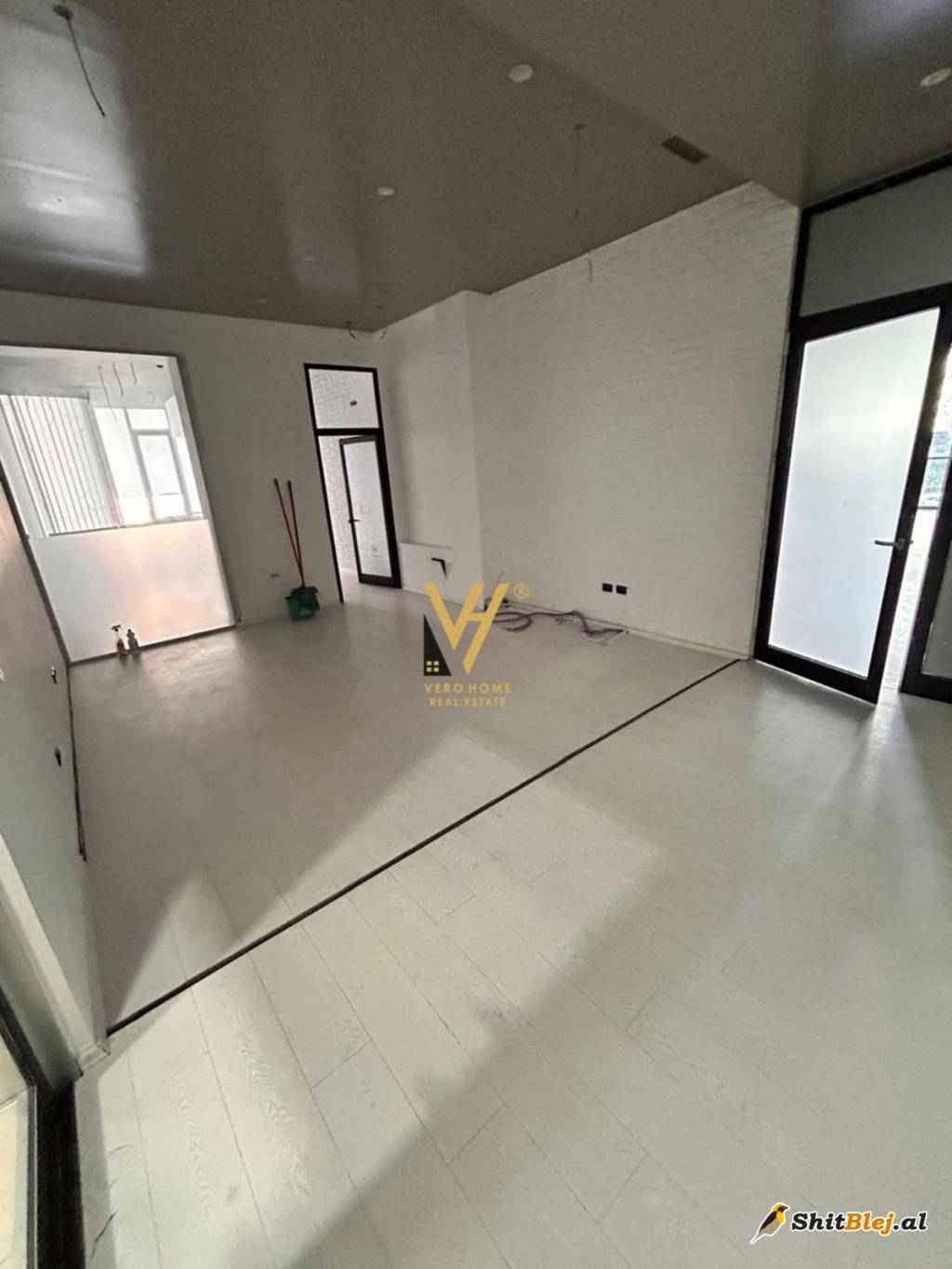 AMBIENT 150 M2 NE MYSLYM SHYR 2.200 EURO