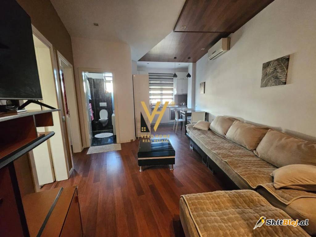 2+1+BLK TE STACIONI I TRENIT 600 EURO