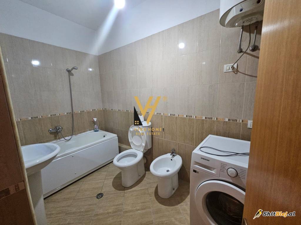  2+1 ME QERAFABRIKA E MIELLIT 50.000 LEK