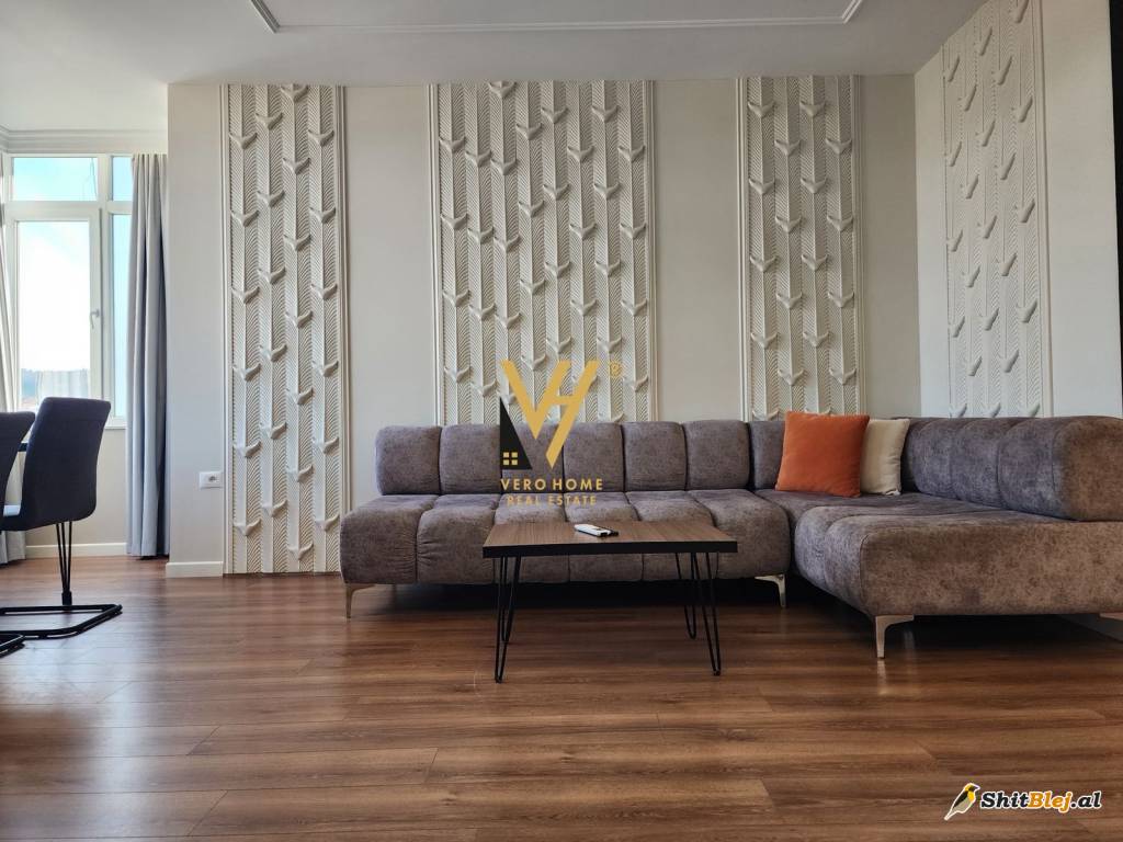 2+1+2 ME QIRA TE ISH EKSPOZITA 1.500 EUR