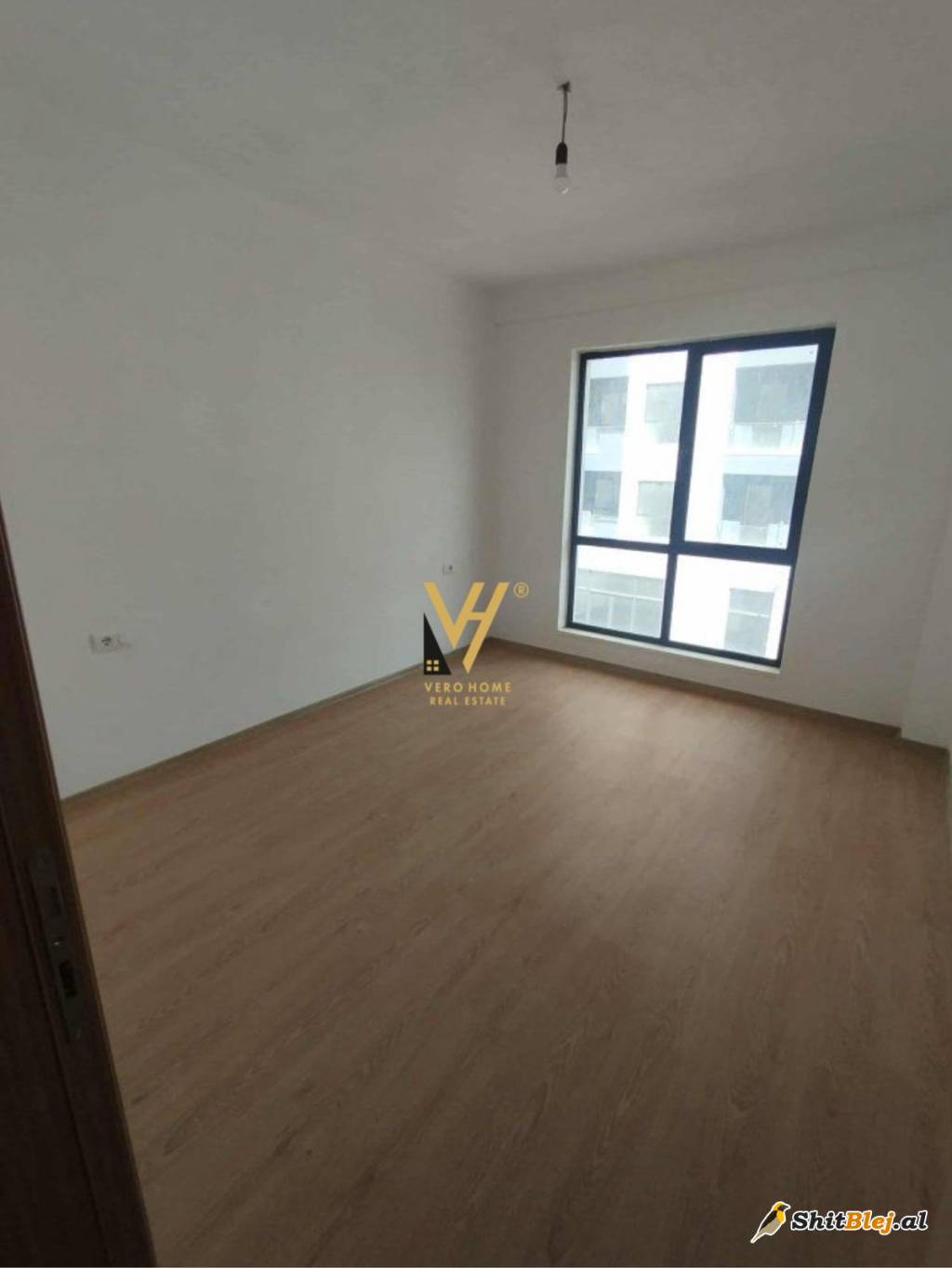 3+1+2+BLK ME QIRA TE 5 MAJI 450 EUR