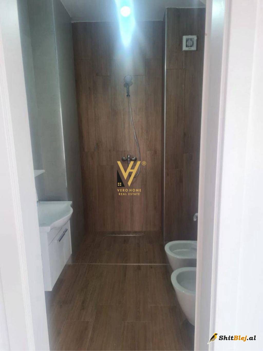 ZYRE 75M2 TEK RR.TEFTA TASHKO 700 EURO