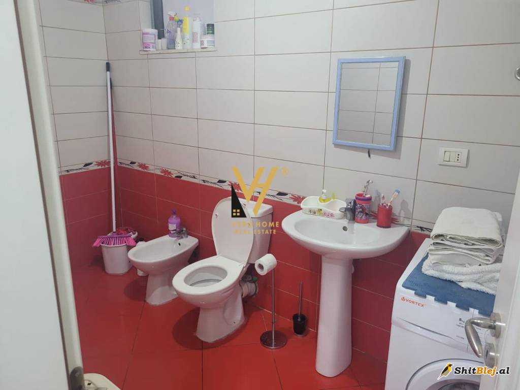  2+1+2BLK NE YZBERISHT 140.000 EURO