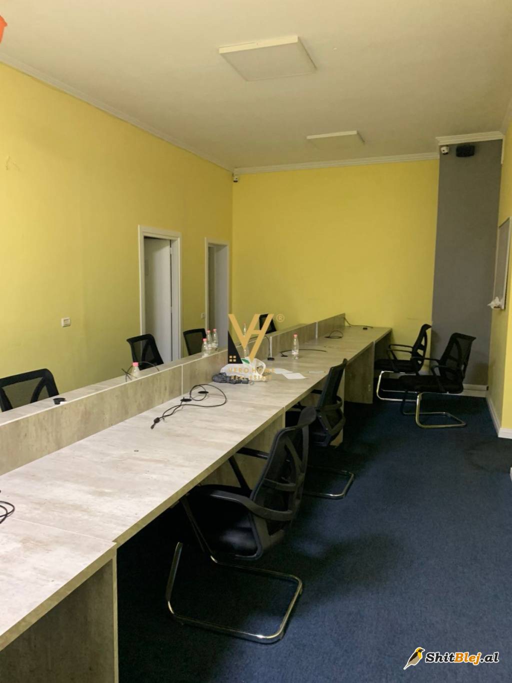 AMBIENT 200M2 ME QERA NE BLLOK 2.500 EUR