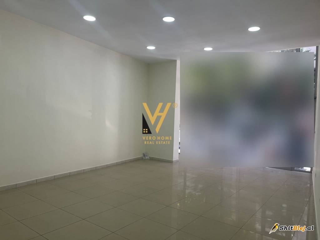 DYQAN TE UNAZA E RE 550 EURO