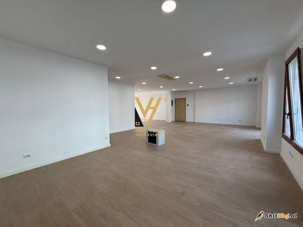  ZYRE 190 M2 TE DELIJORGJI 250.000 EURO