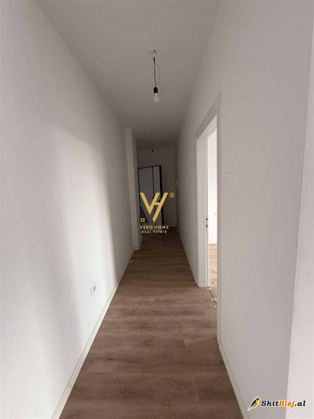 ZYRE 70M2 TE BULEVARDI I RI 500 EURO