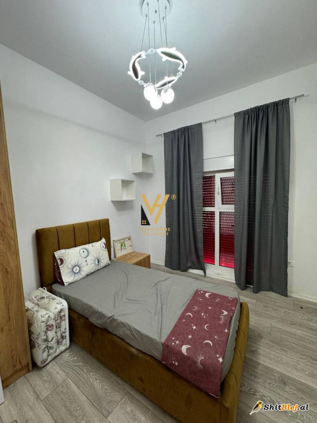2+1 ME QIRA TE MANGALEM, ALI DEM 500 EUR