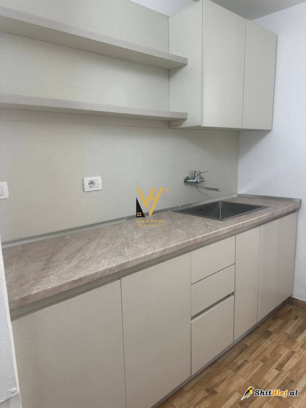 AMBIENT TE BULEVARDIT ZOGU I 1.500 EURO