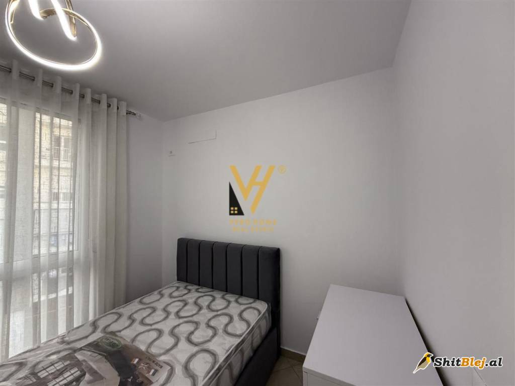 2+1+BLK TE RR.BARRIKADAVE 1.000 EURO