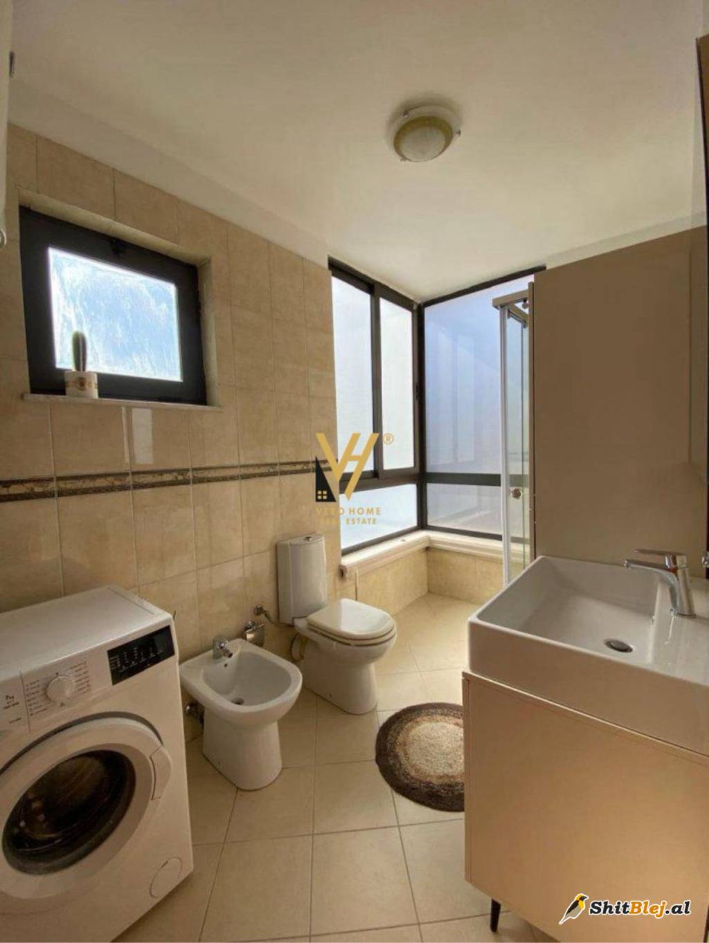2+1+2+BLK PRANE AIR ALBANIA 800 EUR