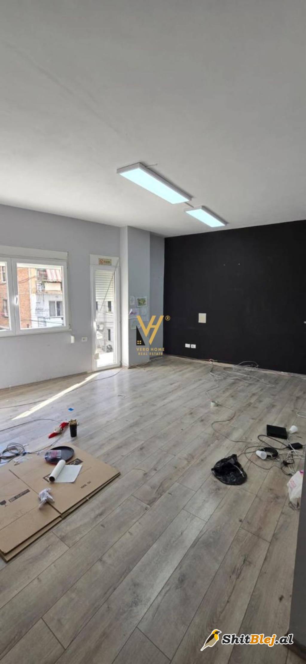 ZYRE 60 M2 ME QERA MYSLYM SHYRI 550 EUR
