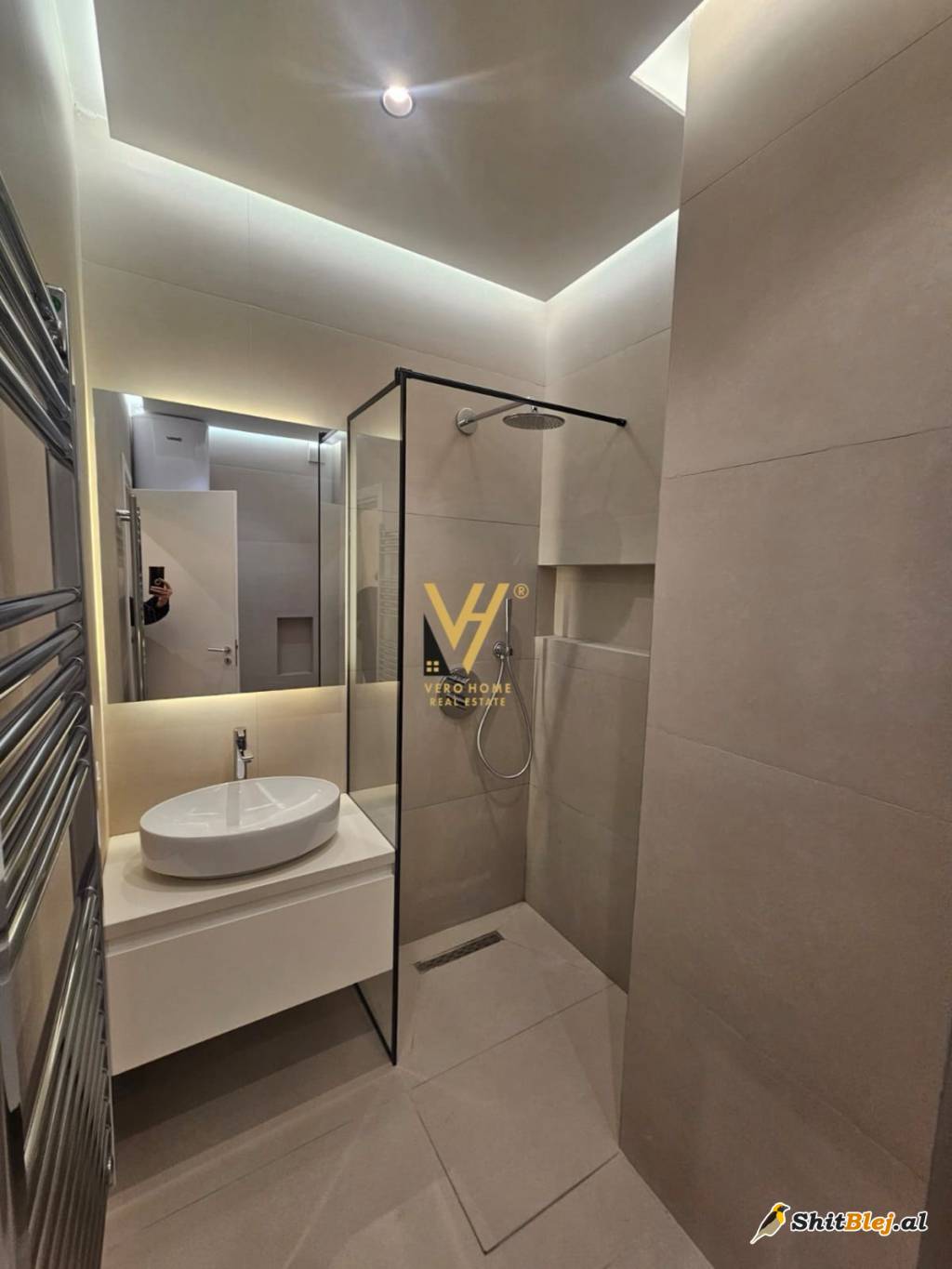 APARTAMENT 2+1+2 TE PAZARI RI 265.000 EU