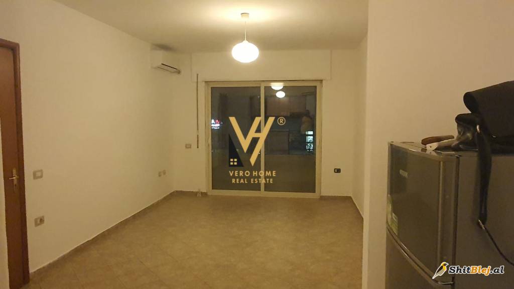  1+1 TE KOMUNA E PARISIT 50.000 LEKE