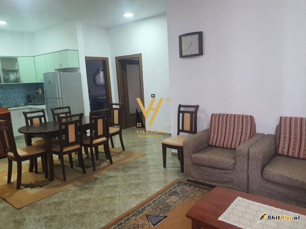  3+1 PRANE KRISTAL CENTER 670 EURO