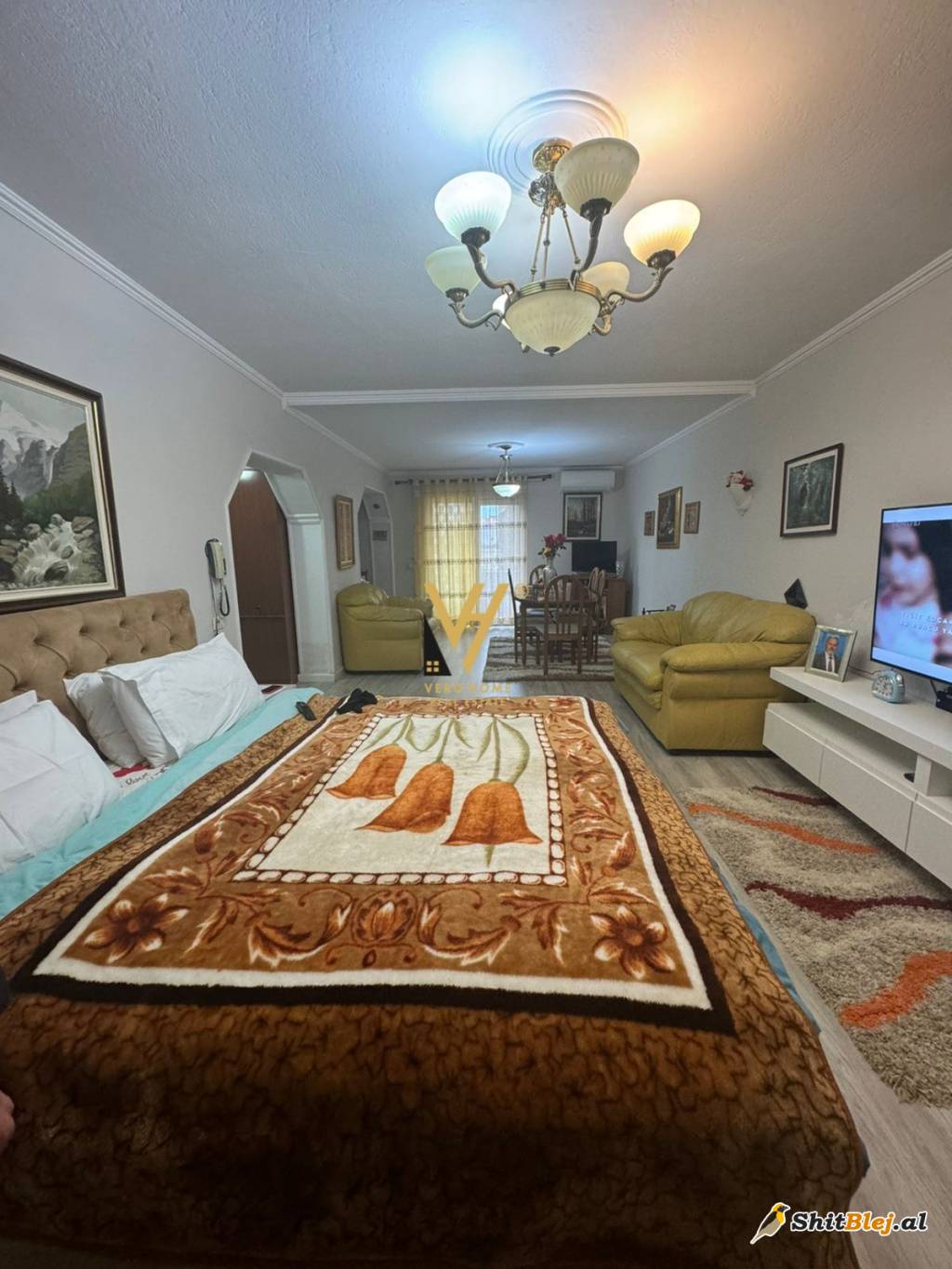 1+1 TE STADIUMI DINAMO 450 EURO