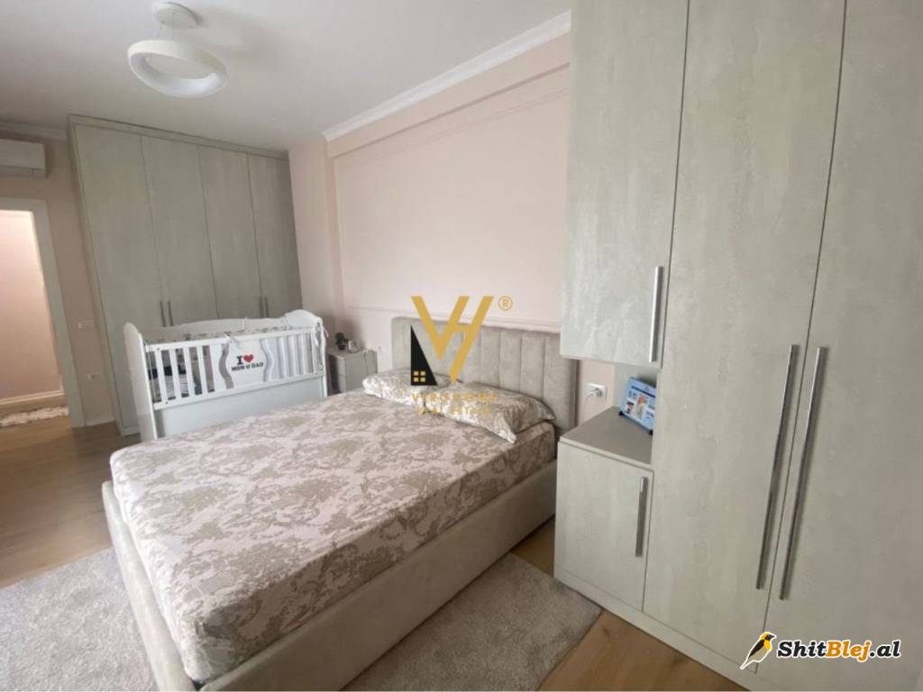 2+1 TEK VILA L UNAZA E RE 175.000 EURO