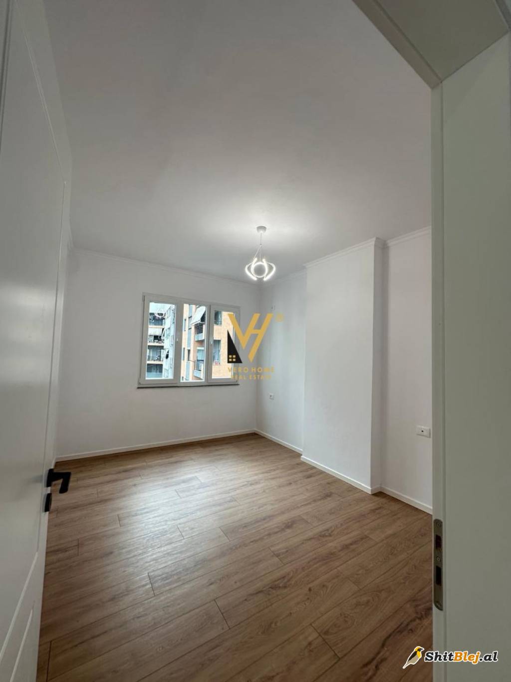  2+1+2 NE ASTIR 133.000 EURO