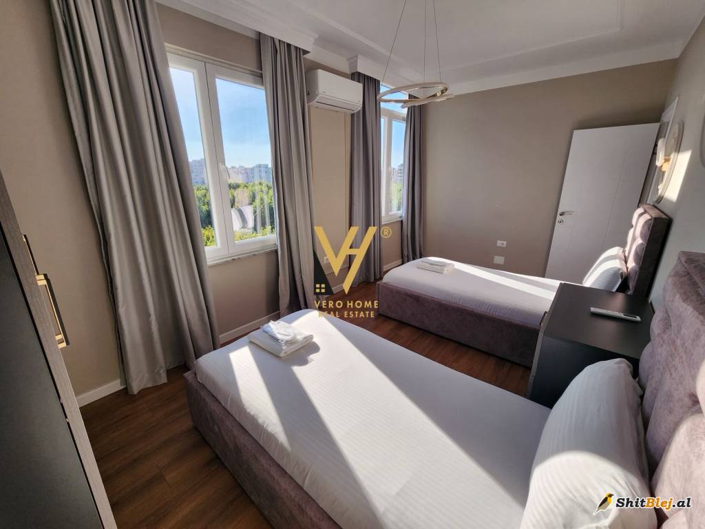 2+1+2 ME QIRA TE ISH EKSPOZITA 1.500 EUR