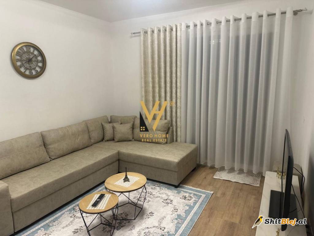 2+1+BLK ME QERA TEK UNIVERS CITY 450 EUR