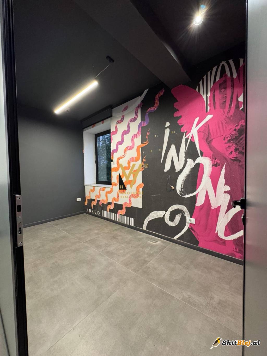 AMBIENT 100M2 ME QERA TE BLLOKU 2.200 EU