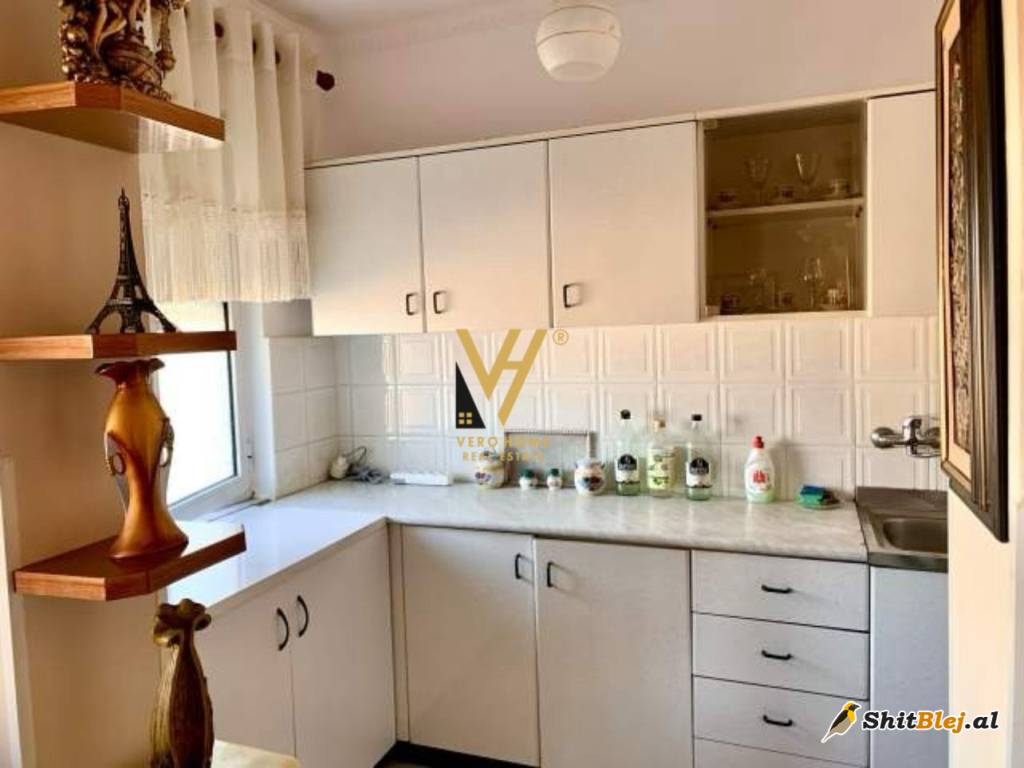 2+1 TE RRUGA HOXHA TAHSIM 450 EURO
