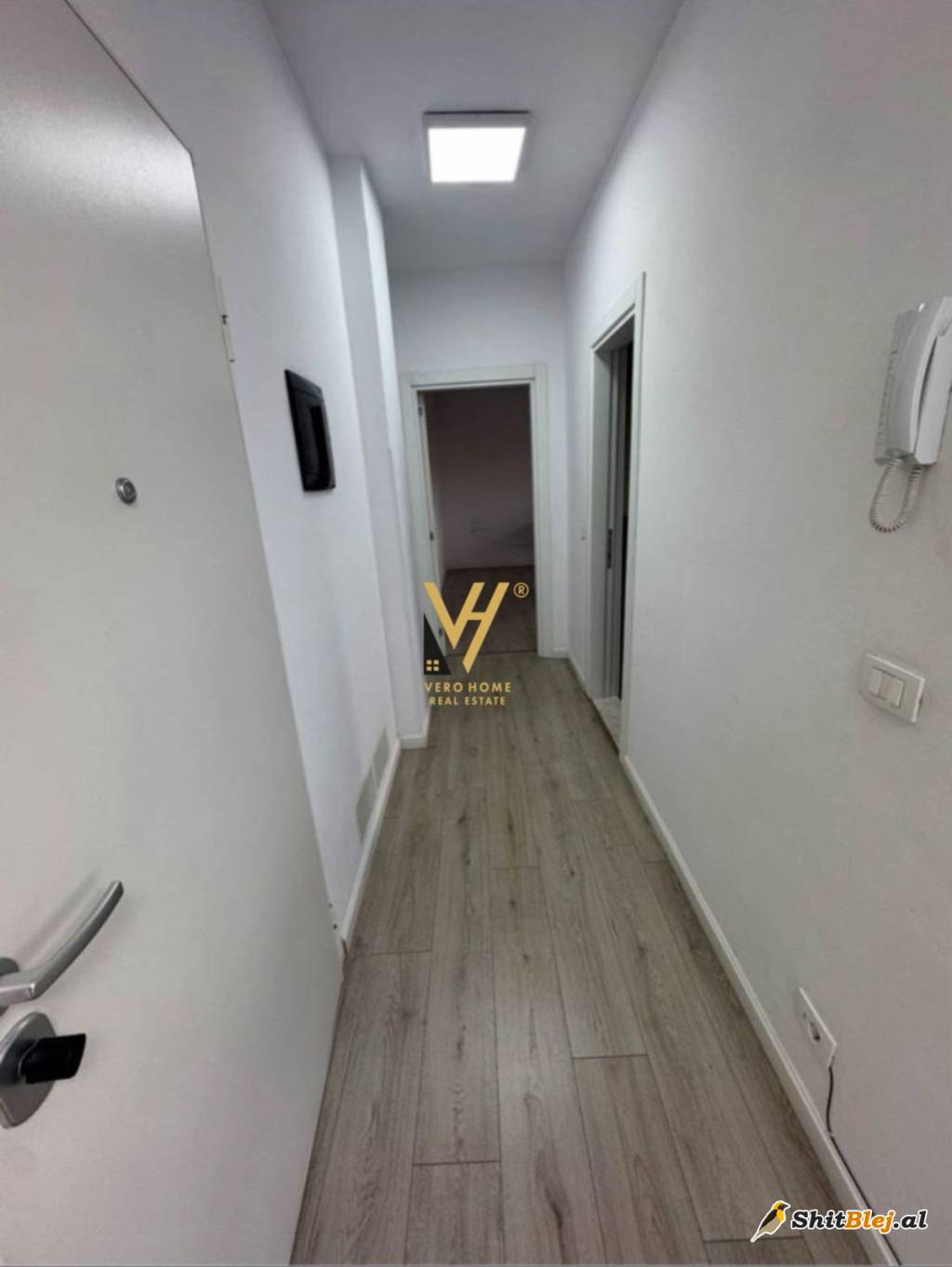 ZYRE 107 M2 TE RRUGA E ELBASANIT 900 EUR