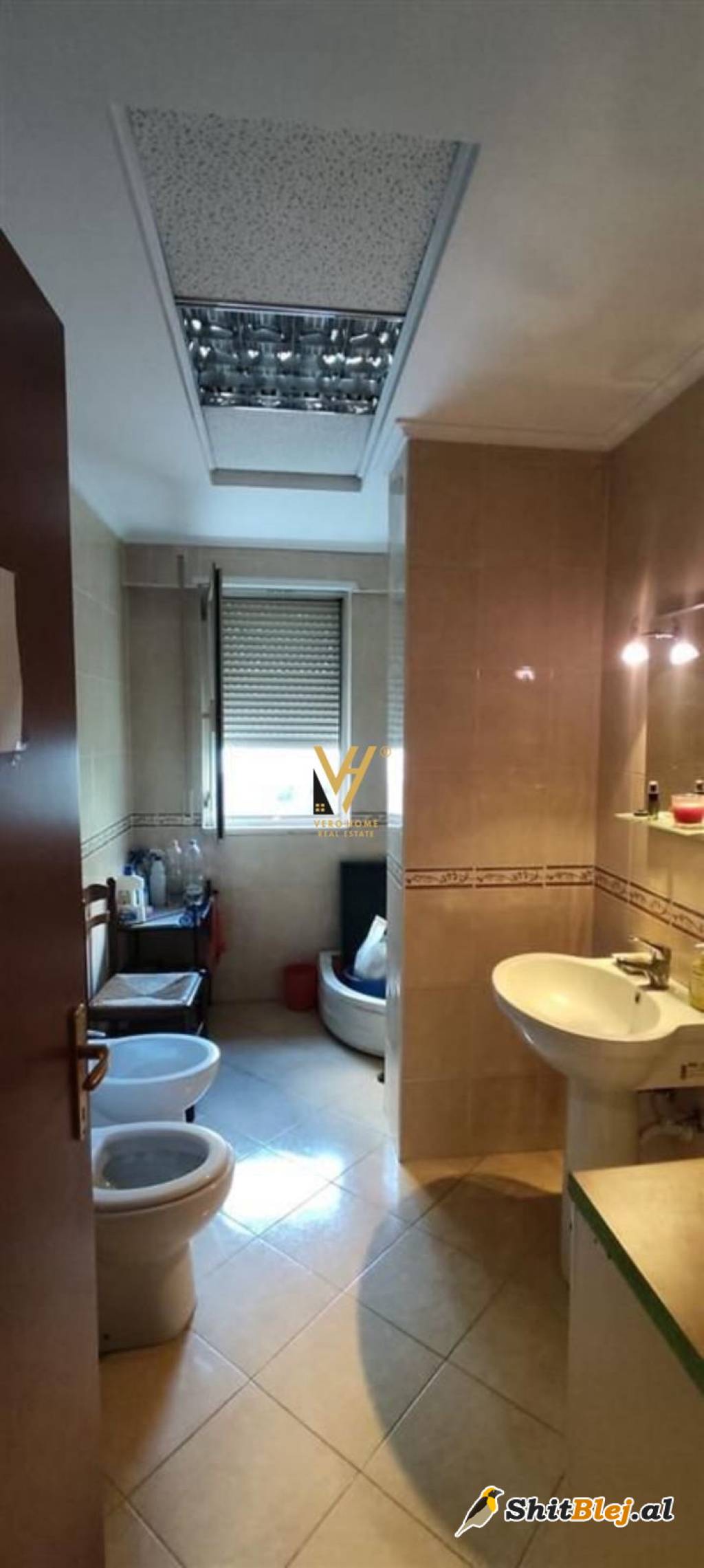 1+1+BLK TE KRISTAL CENTER 170.000 EURO