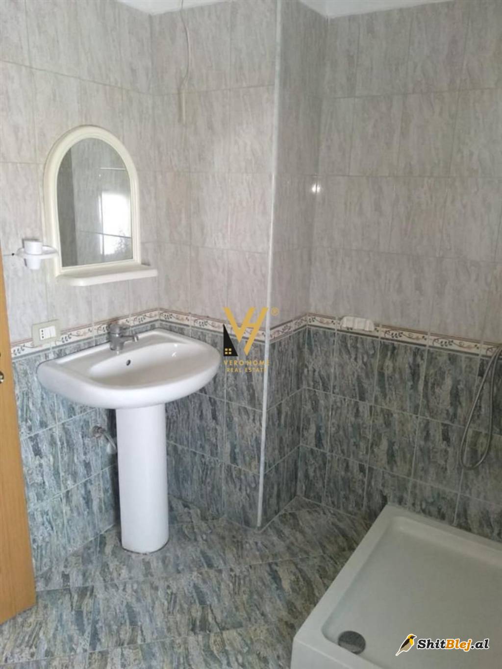 1+1+BLK ME QERA TEK PEDIATRIA 520 EURO