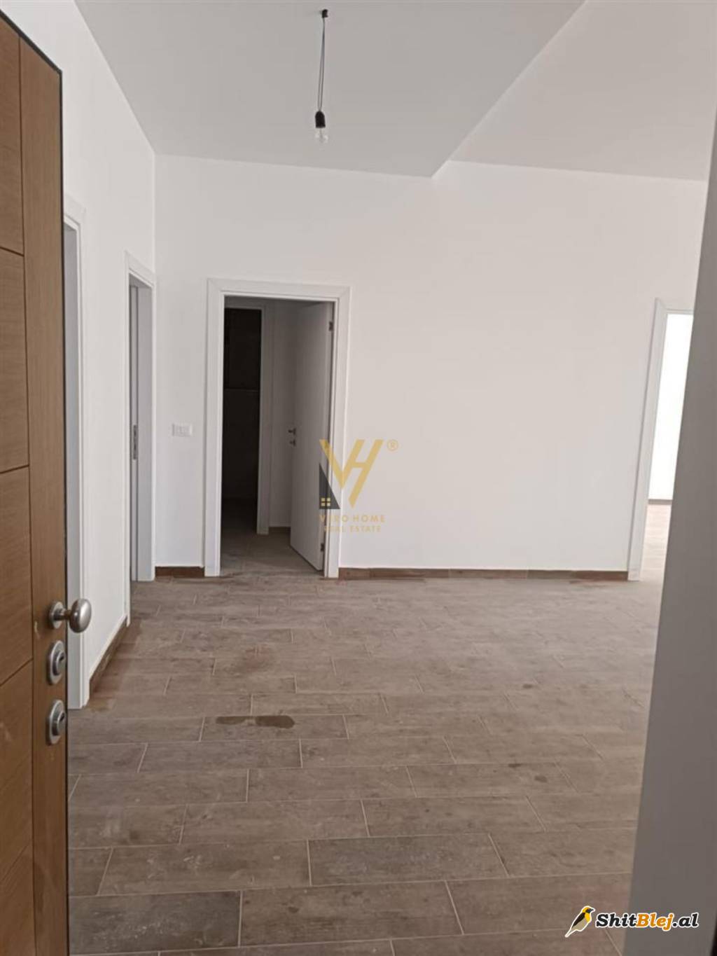 AMBIENT BIZNESI TE KOM. ZIRKON 1000 EURO