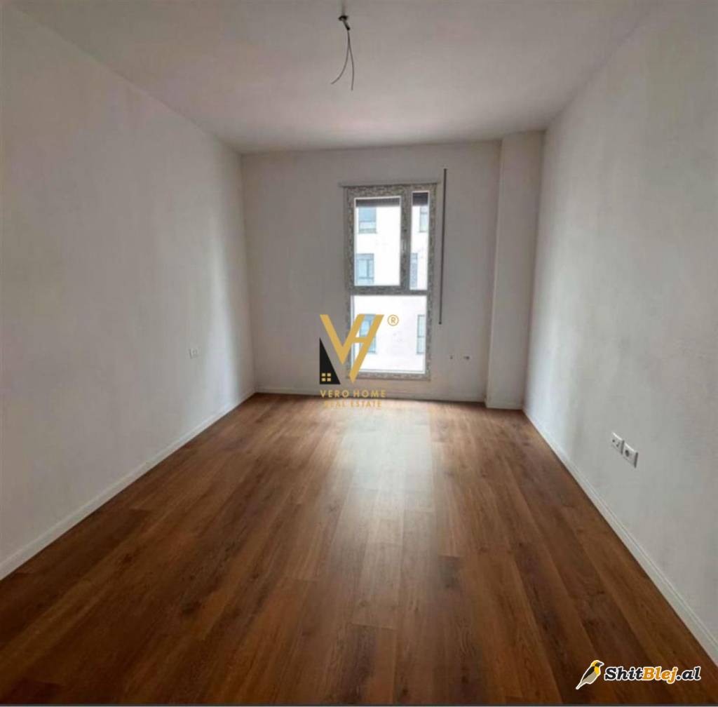  ZYRE 100 M2 ME QIRA NE LAPRAKE 600 EURO