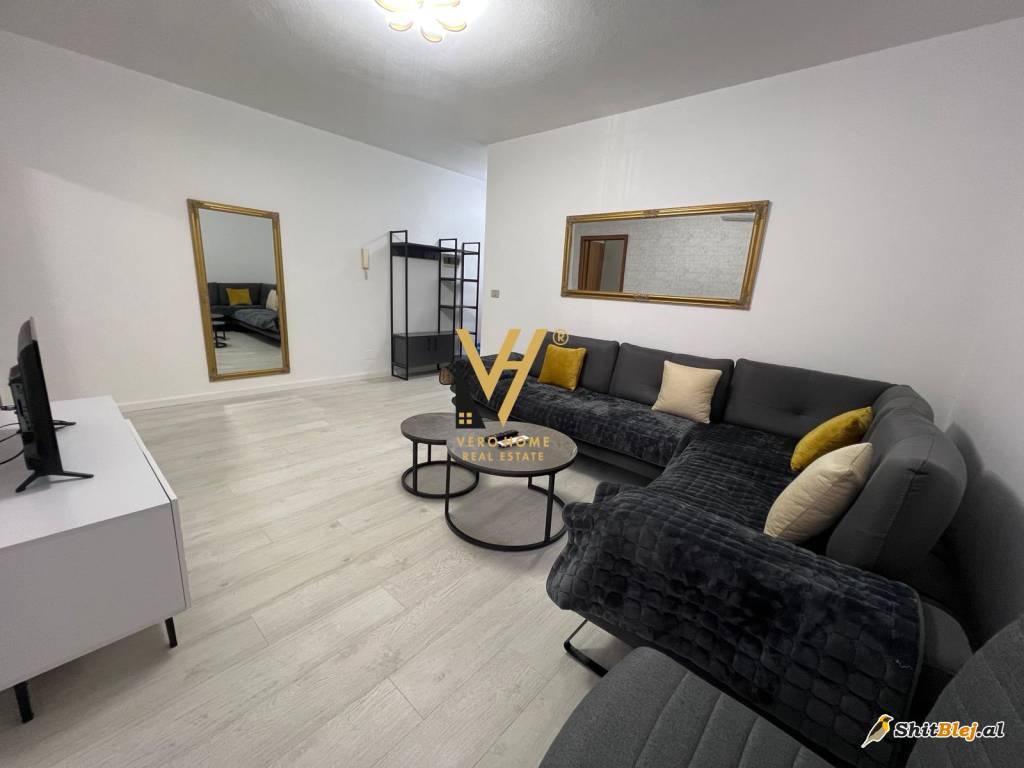 1+1+BLK ME QIRA TE KOMUNA PARISIT 650 EU